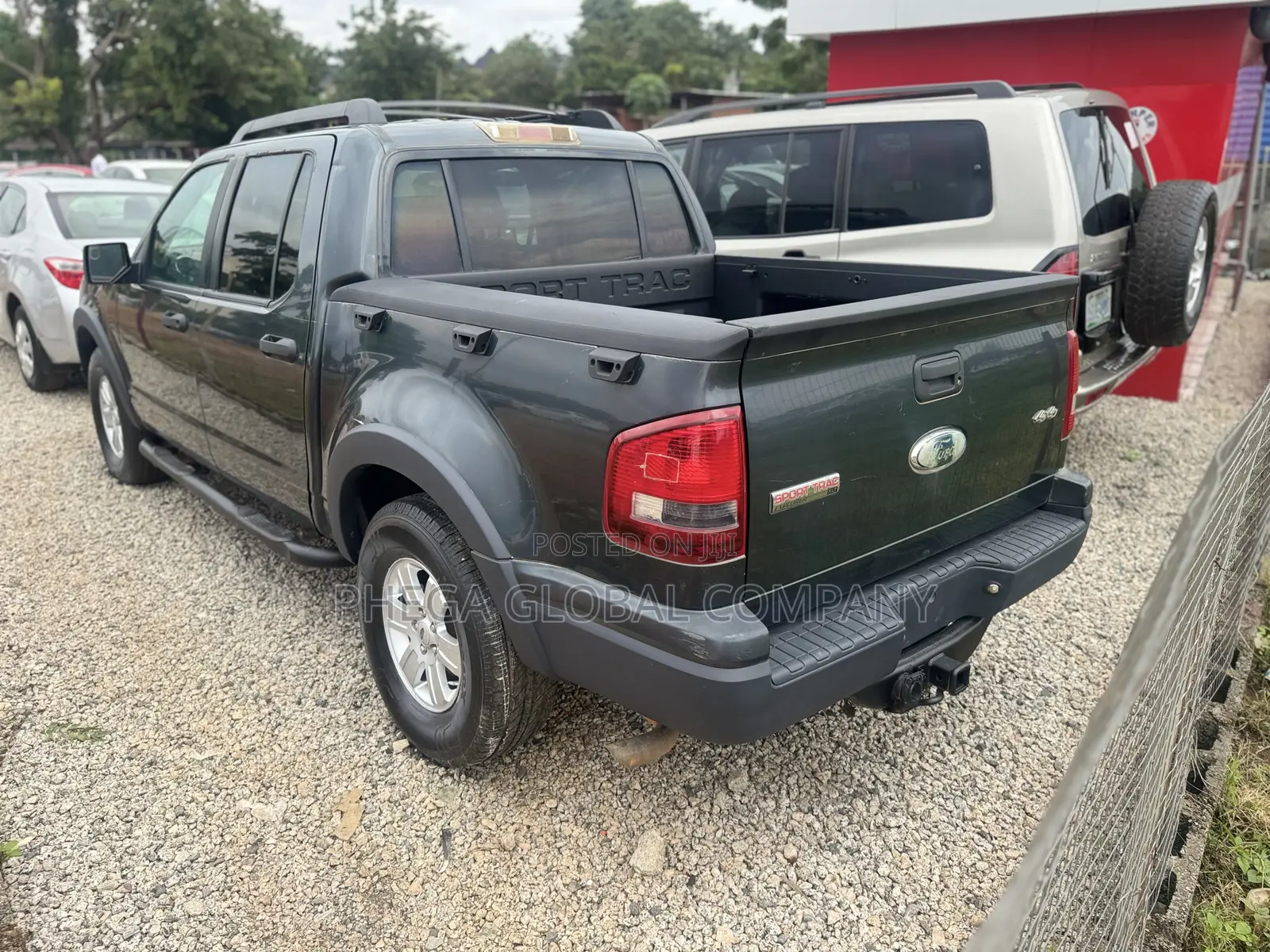 Ford Explorer Sport Trac 2009 Matt Black
