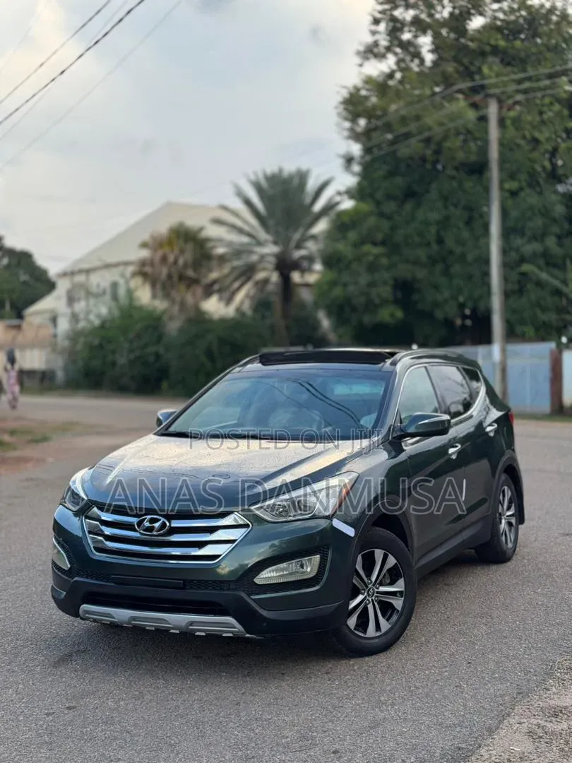 Hyundai Santa Fe 2015 Green