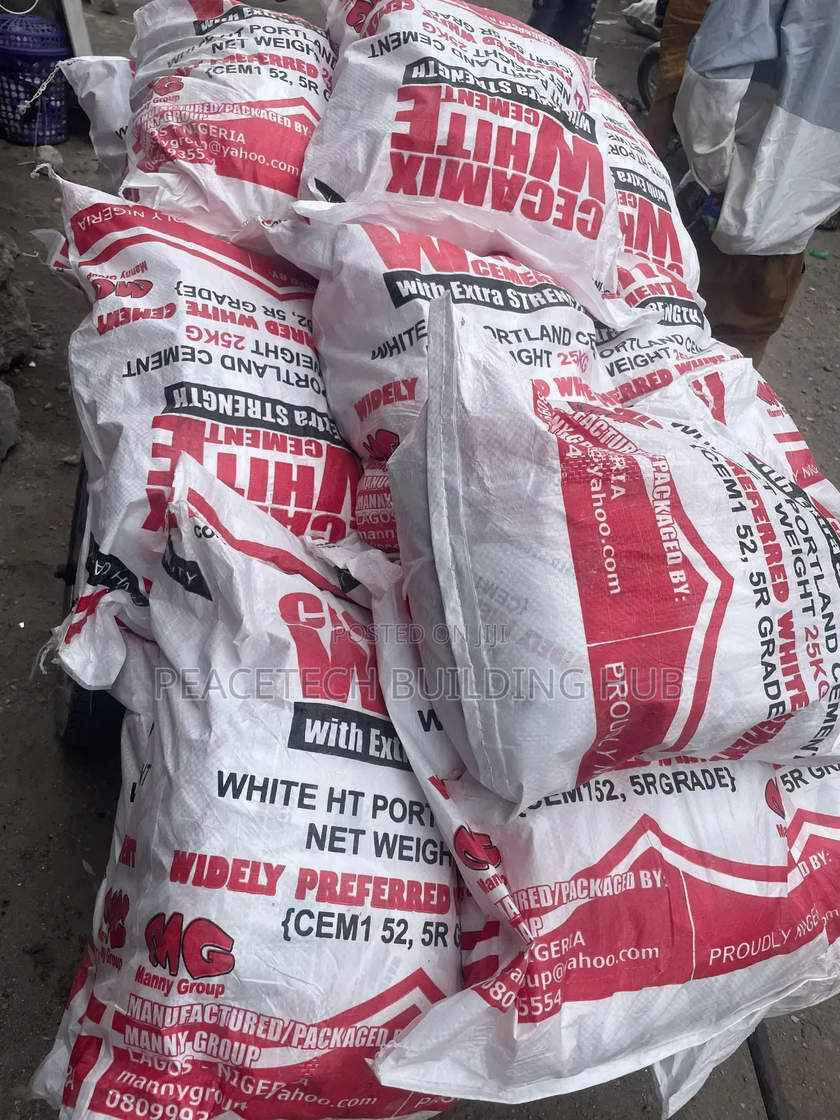 Quality Cecamix White Portland Cement 52.5