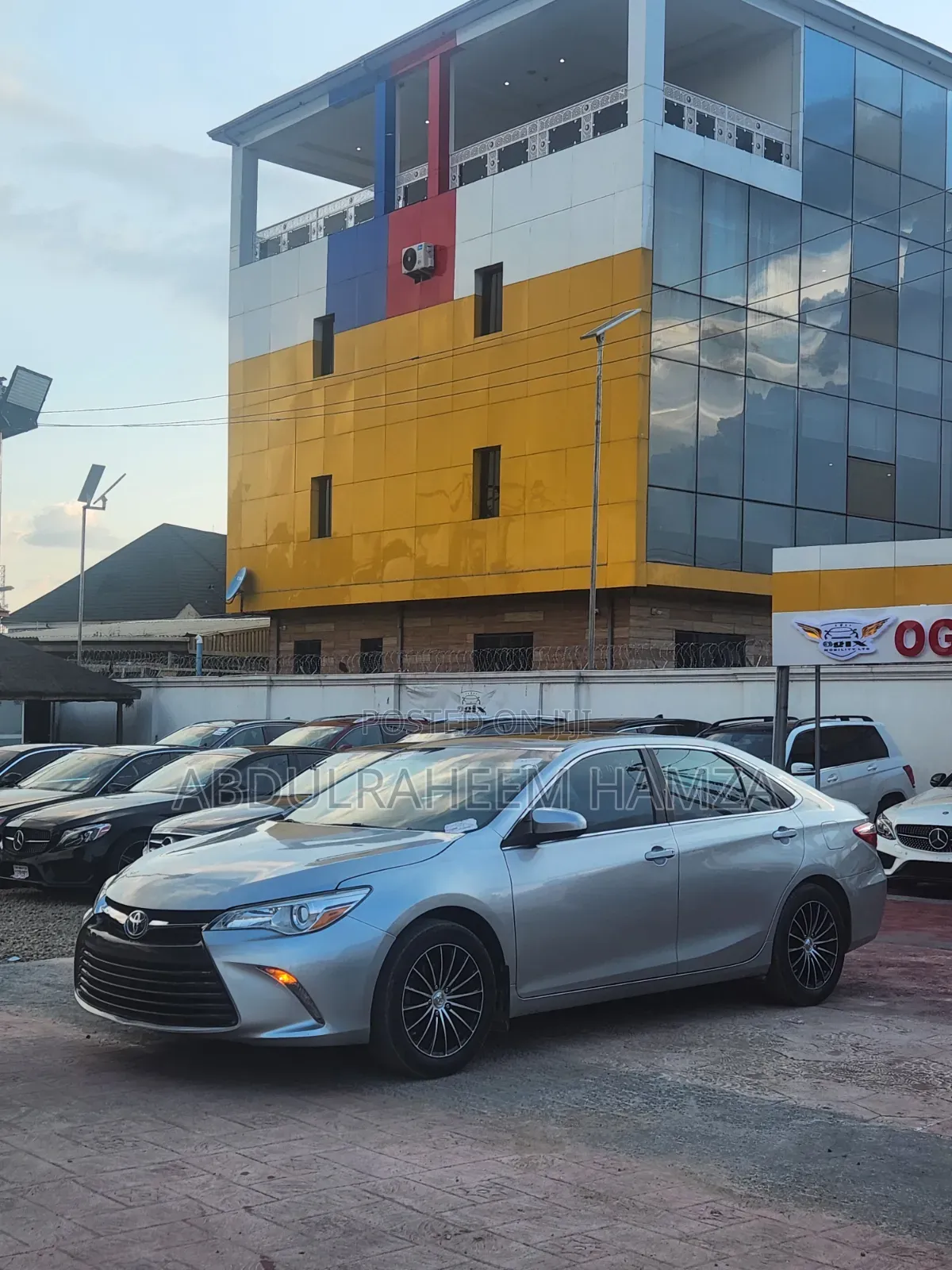 Toyota Camry 2016 Silver