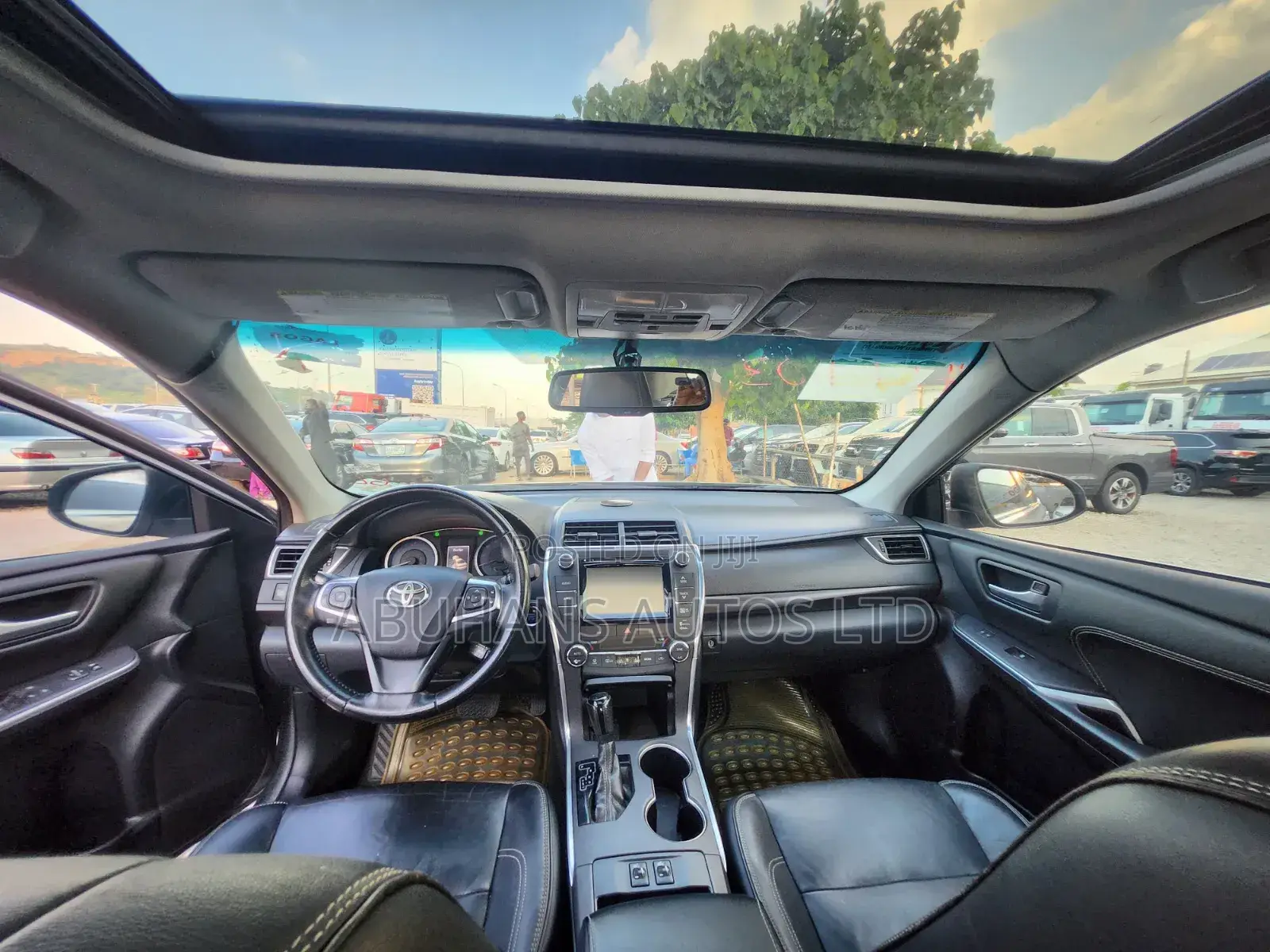 Toyota Camry 2016 Silver