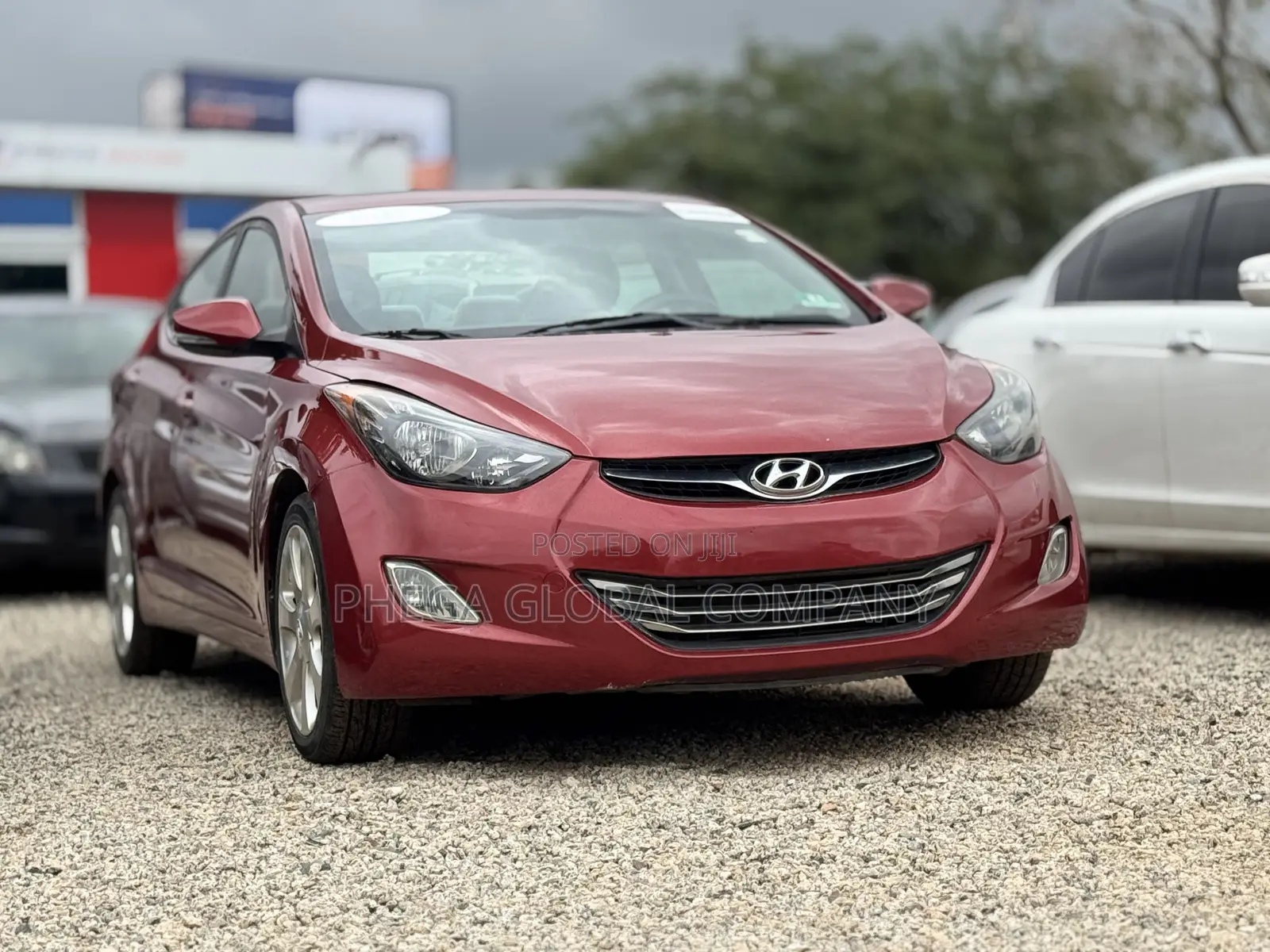 Hyundai Elantra Limited Sedan FWD (1.8L 4cyl 6A) 2013 Red