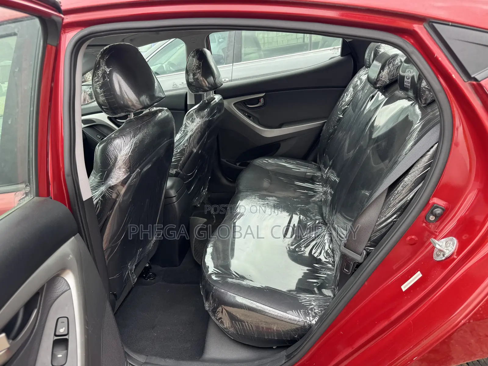 Hyundai Elantra Limited Sedan FWD (1.8L 4cyl 6A) 2013 Red