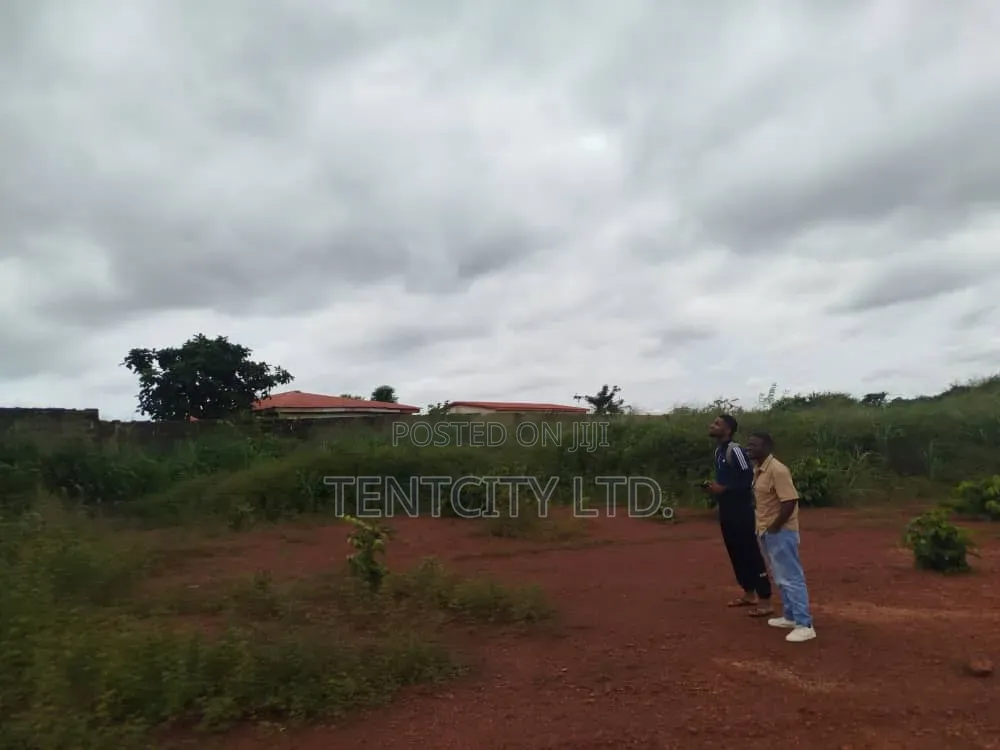3.661 Hectares at Centenary Entrance B4 Doc QRTRS