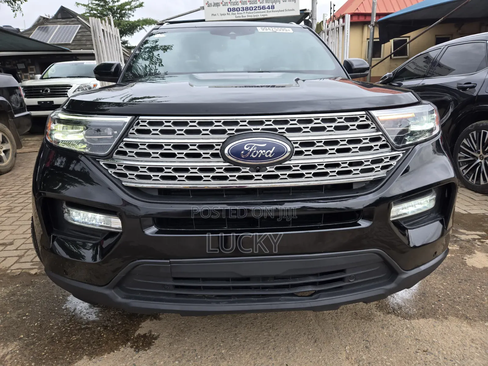 Ford Explorer Platinum 2021 Black