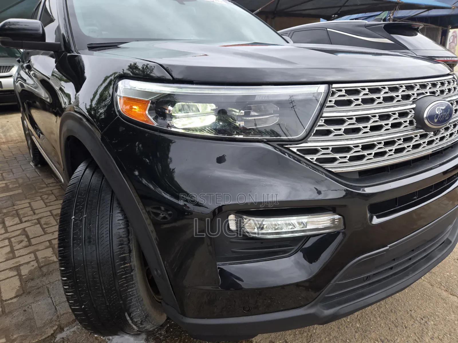 Ford Explorer Platinum 2021 Black