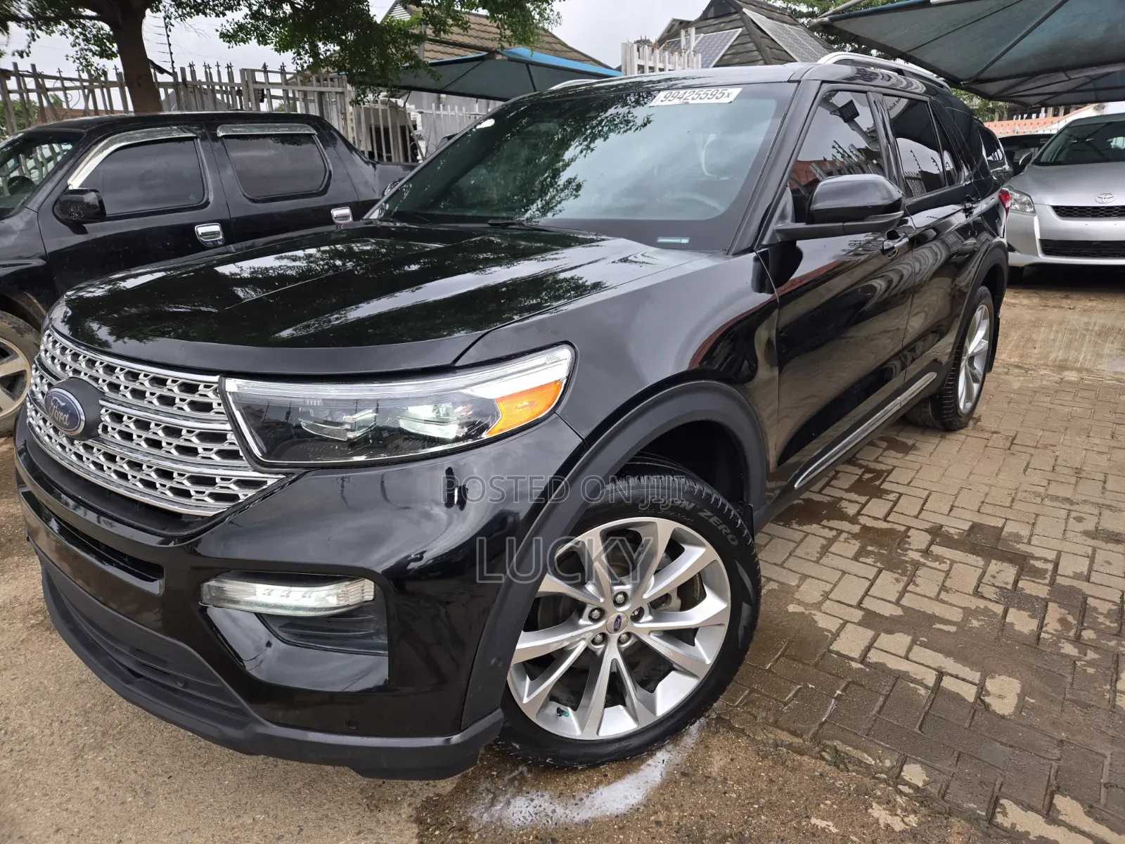 Ford Explorer Platinum 2021 Black