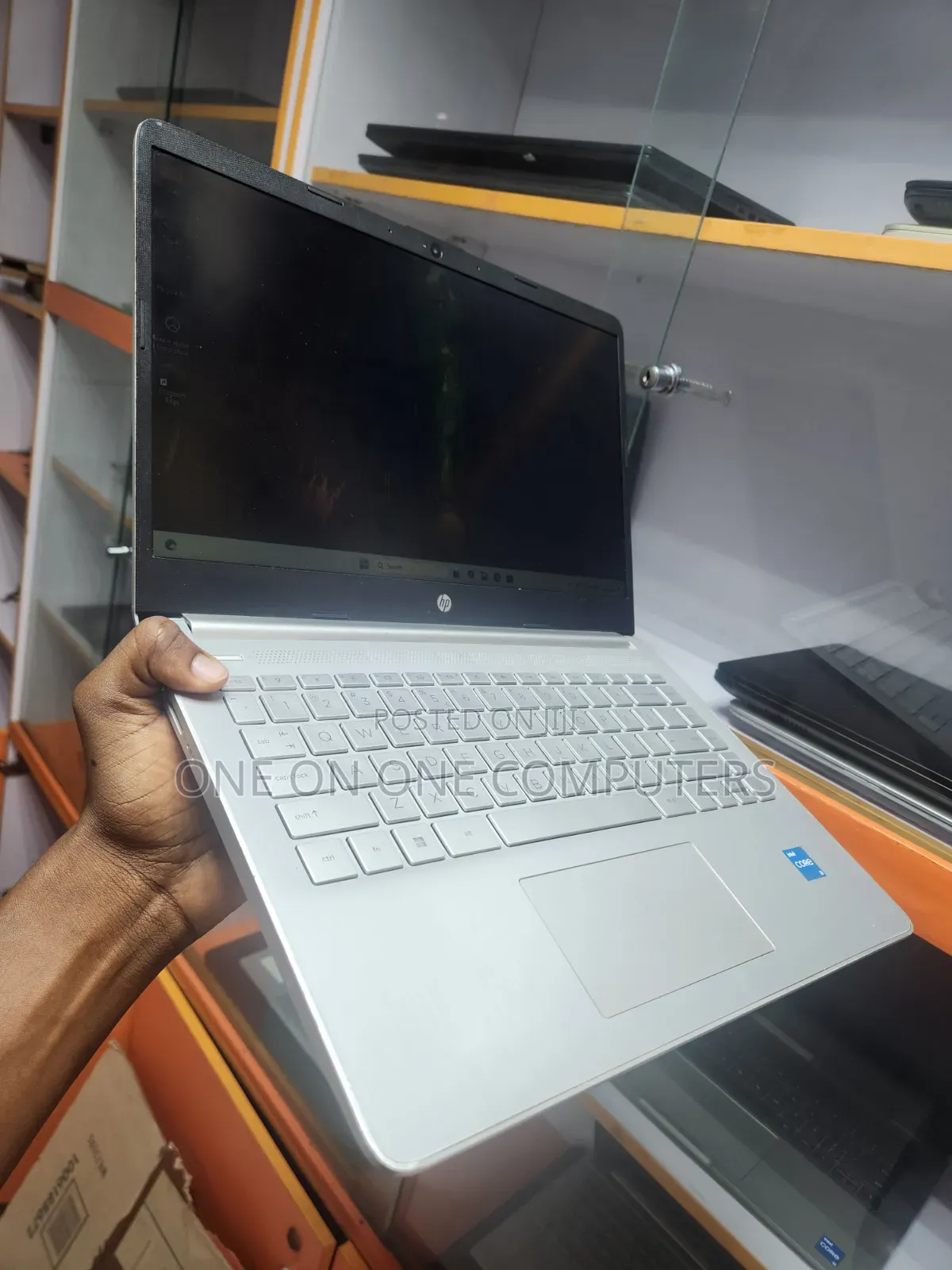 Laptop HP 14-dq1088wm 4GB Intel Pentium SSD 128GB