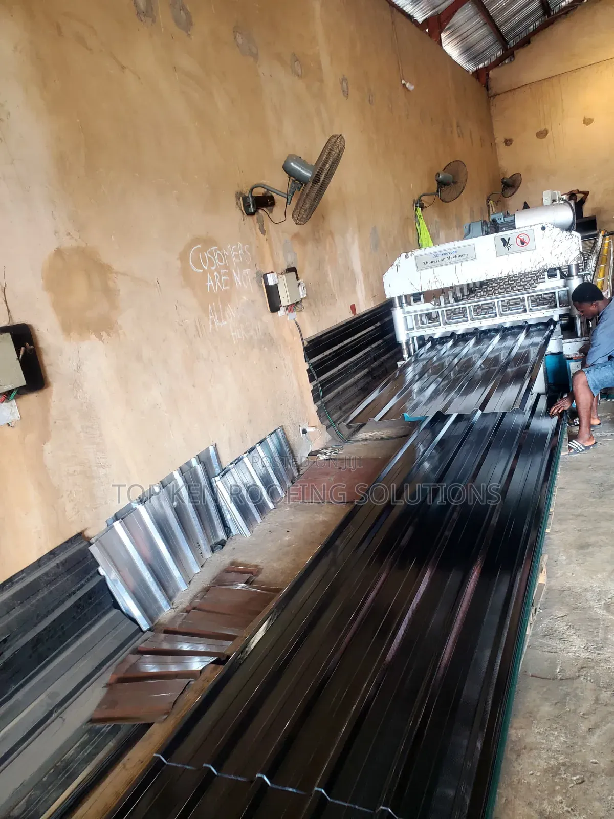 Standard 0.55mm (Grade B) Traffic Black Longspan Roofing Sheet