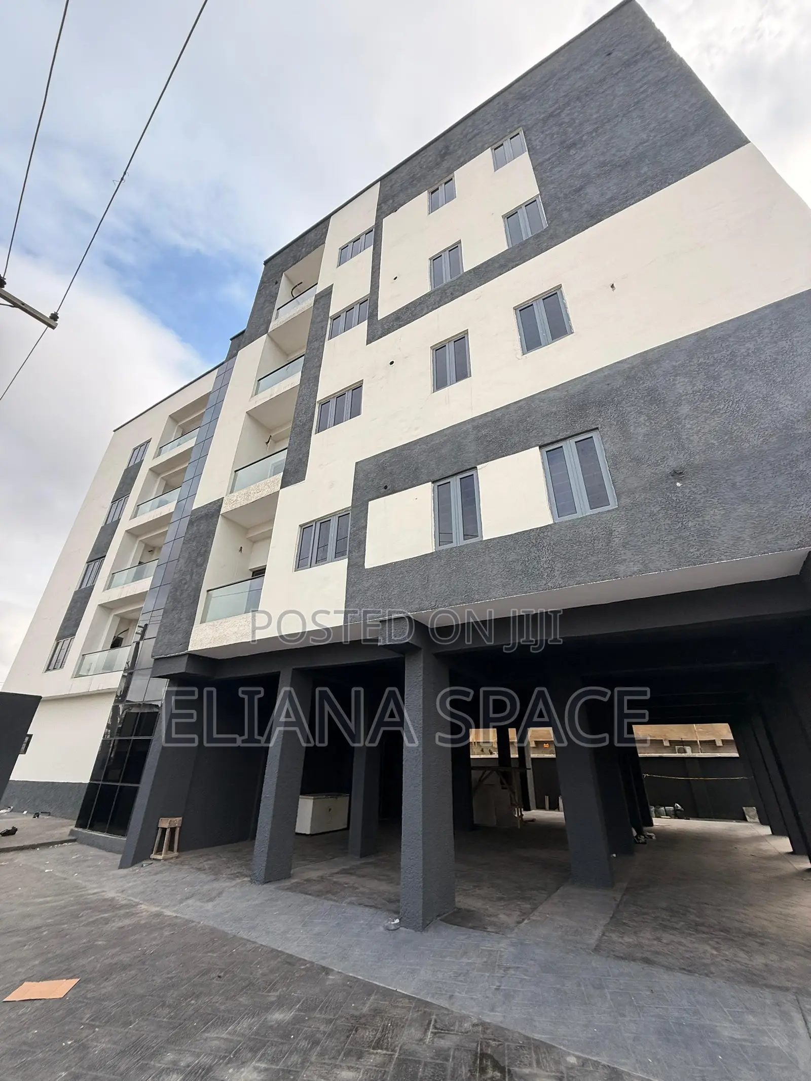3bdrm Maisonette in Toyin Ikeja for sale