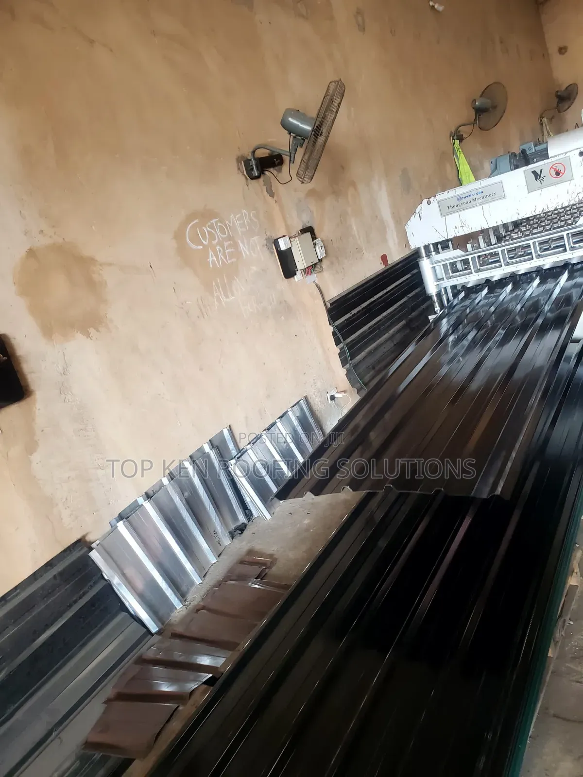 High-Strength 0.65mm Traffic Black Longspan Aluminium Roofing Sheet