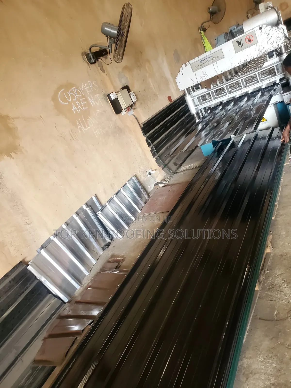 Industrial Grade 0.70mm (Grade B) Traffic Black Longspan Aluminium