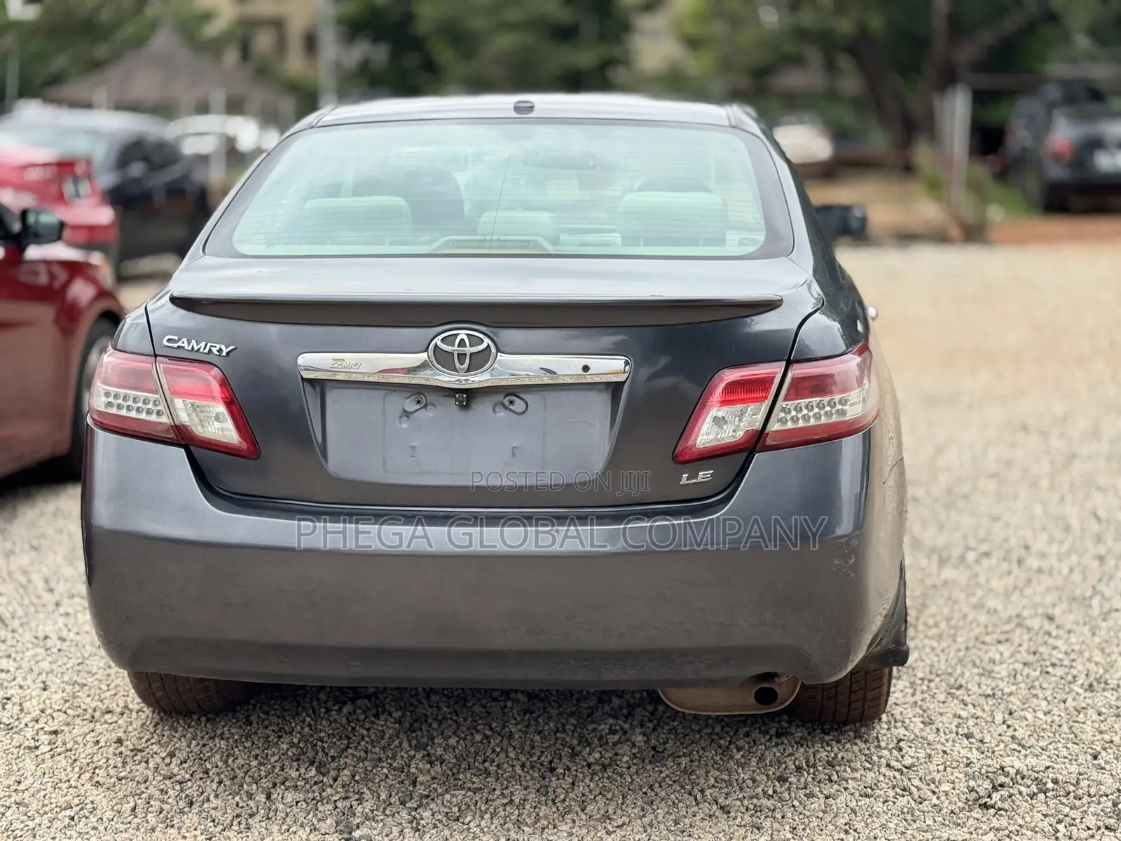 Toyota Camry LE 4dr Sedan (2.5L 4cyl 6A) 2011 Gray