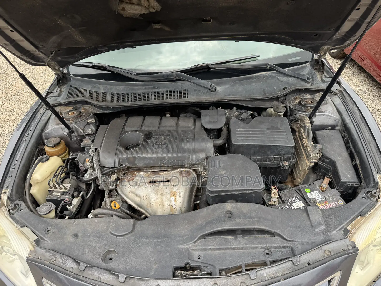 Toyota Camry LE 4dr Sedan (2.5L 4cyl 6A) 2011 Gray
