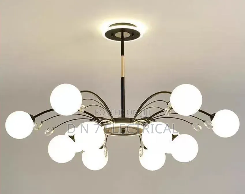 Luxury Modern 12-Light Globe Chandelier
