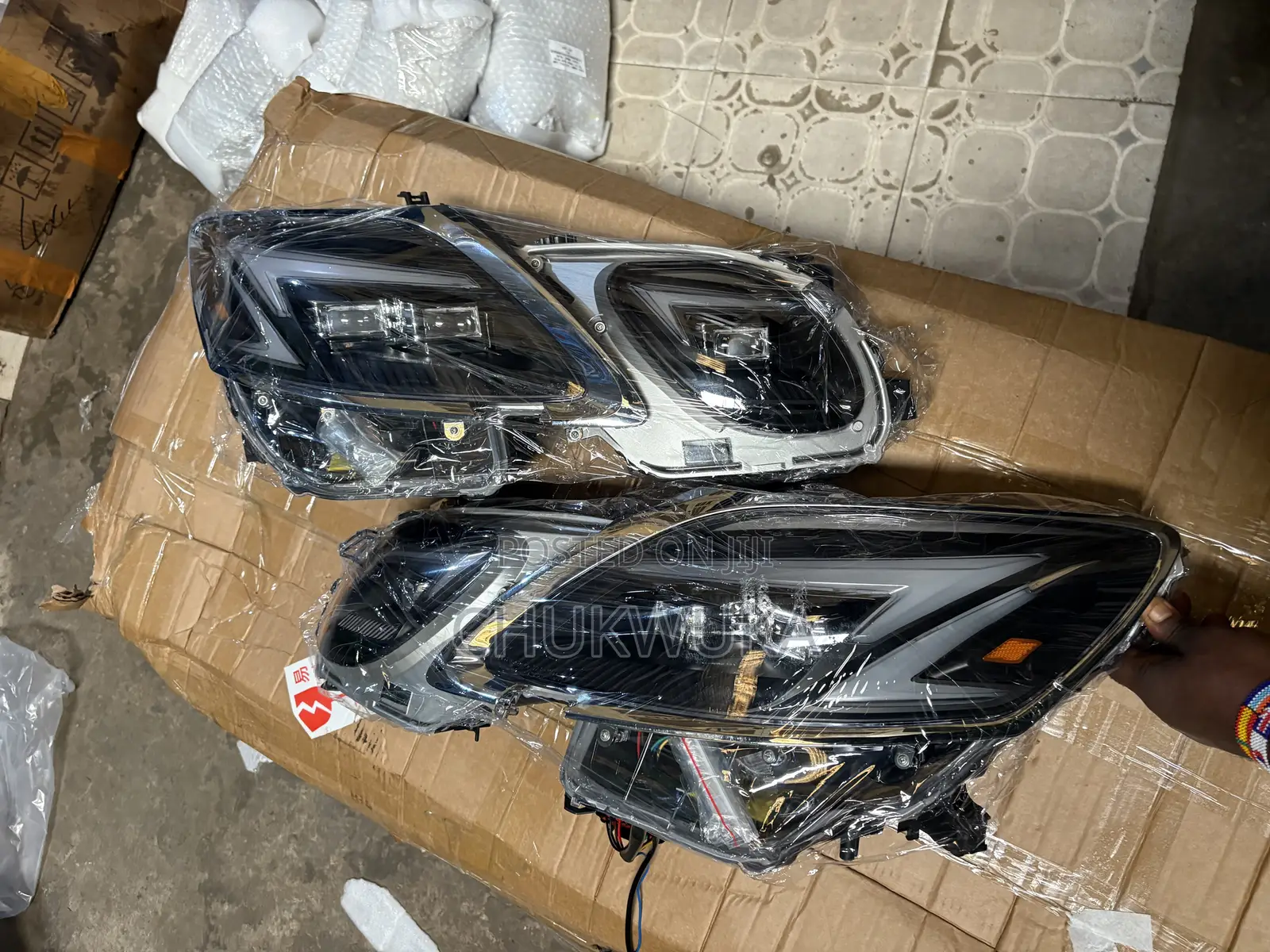 GX300 Headlights New Design 3 Touch 2010