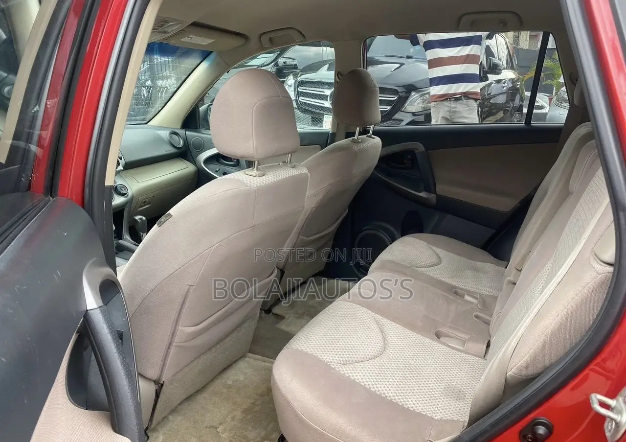 Toyota RAV4 2.4 2008 Red