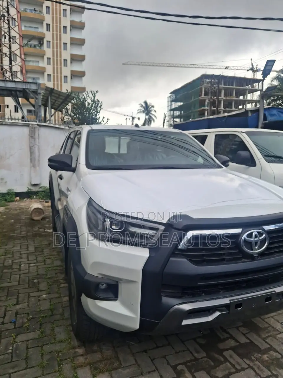 New Toyota Hilux 2025 White