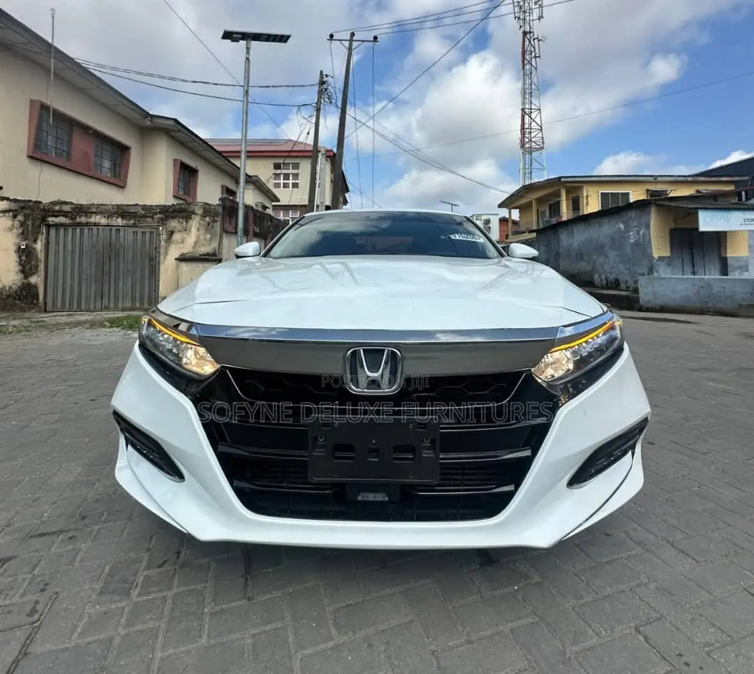 Honda Accord 2018 White