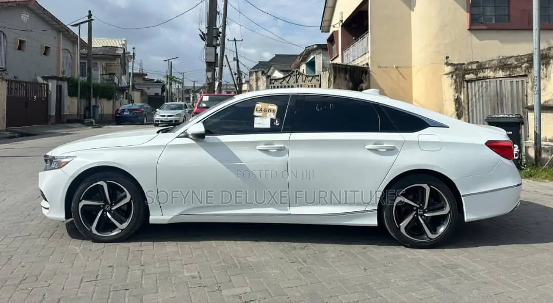 Honda Accord 2018 White