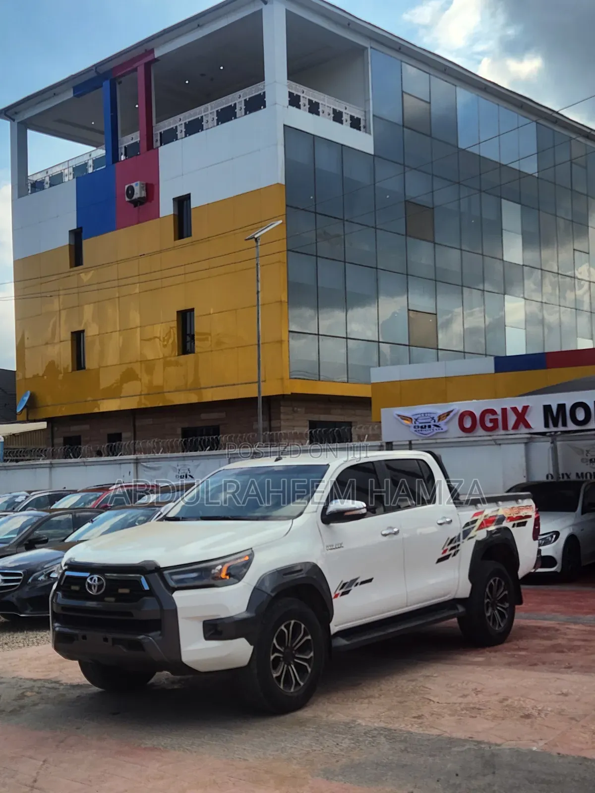 Toyota Hilux 2017 White