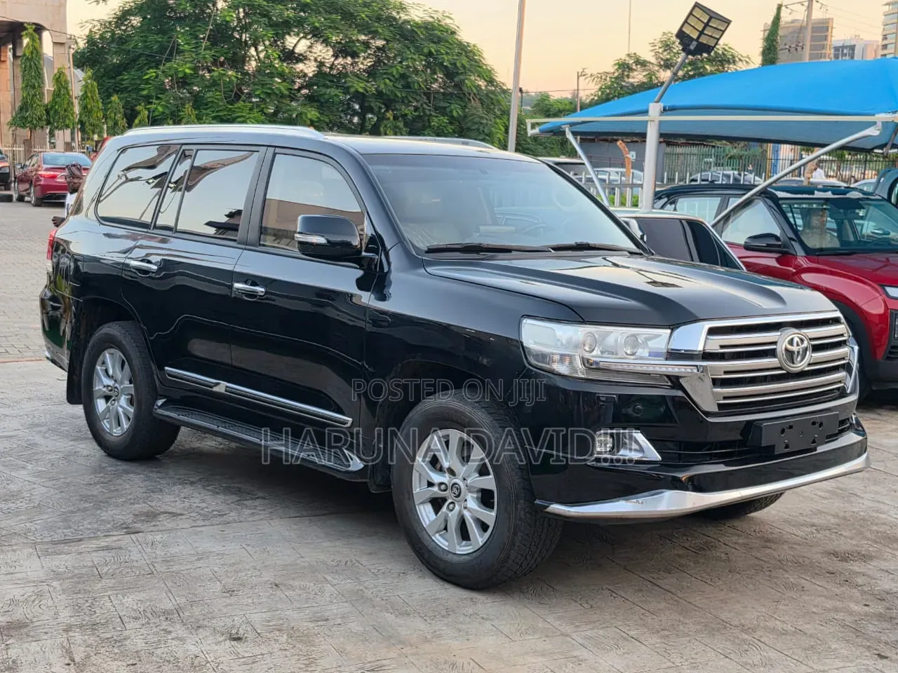 Toyota Land Cruiser 2018 Black