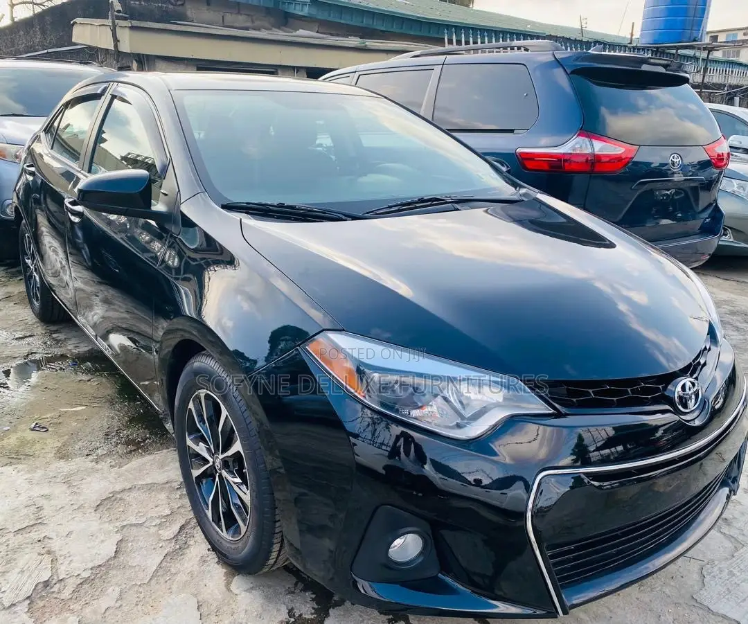 Toyota Corolla 2016 Black