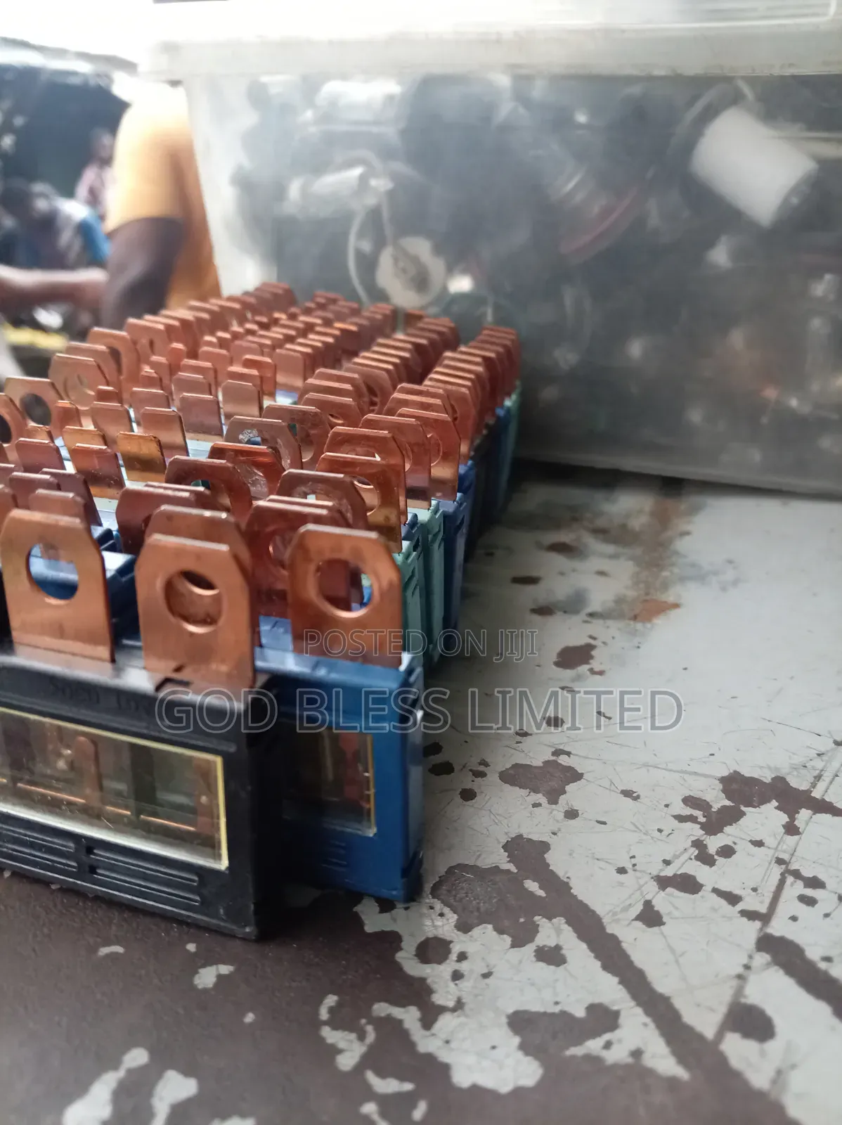 Automotive Multi Link Fuse Able in Block