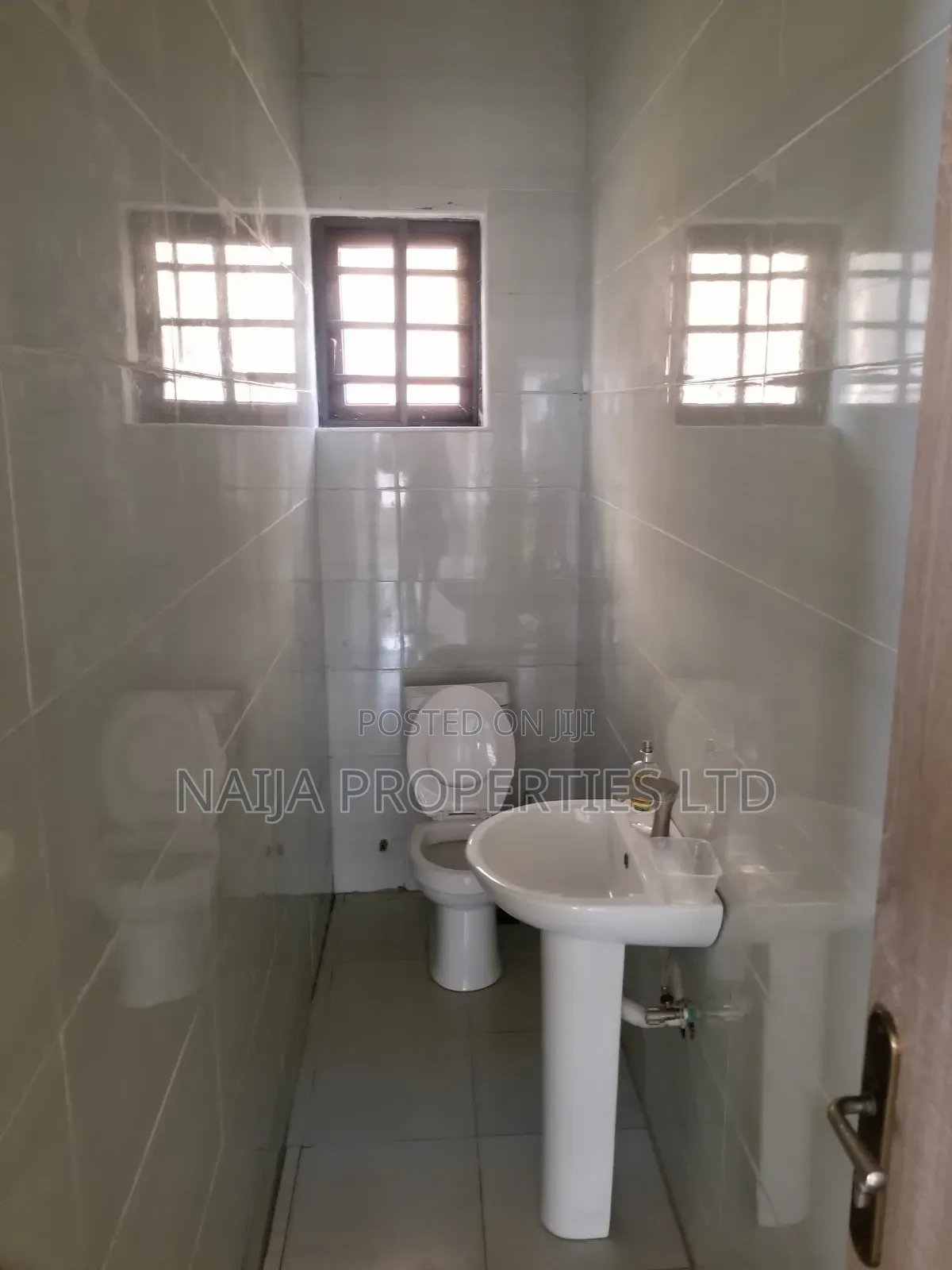 2bdrm Apartment in Ilasan-Ikate for rent