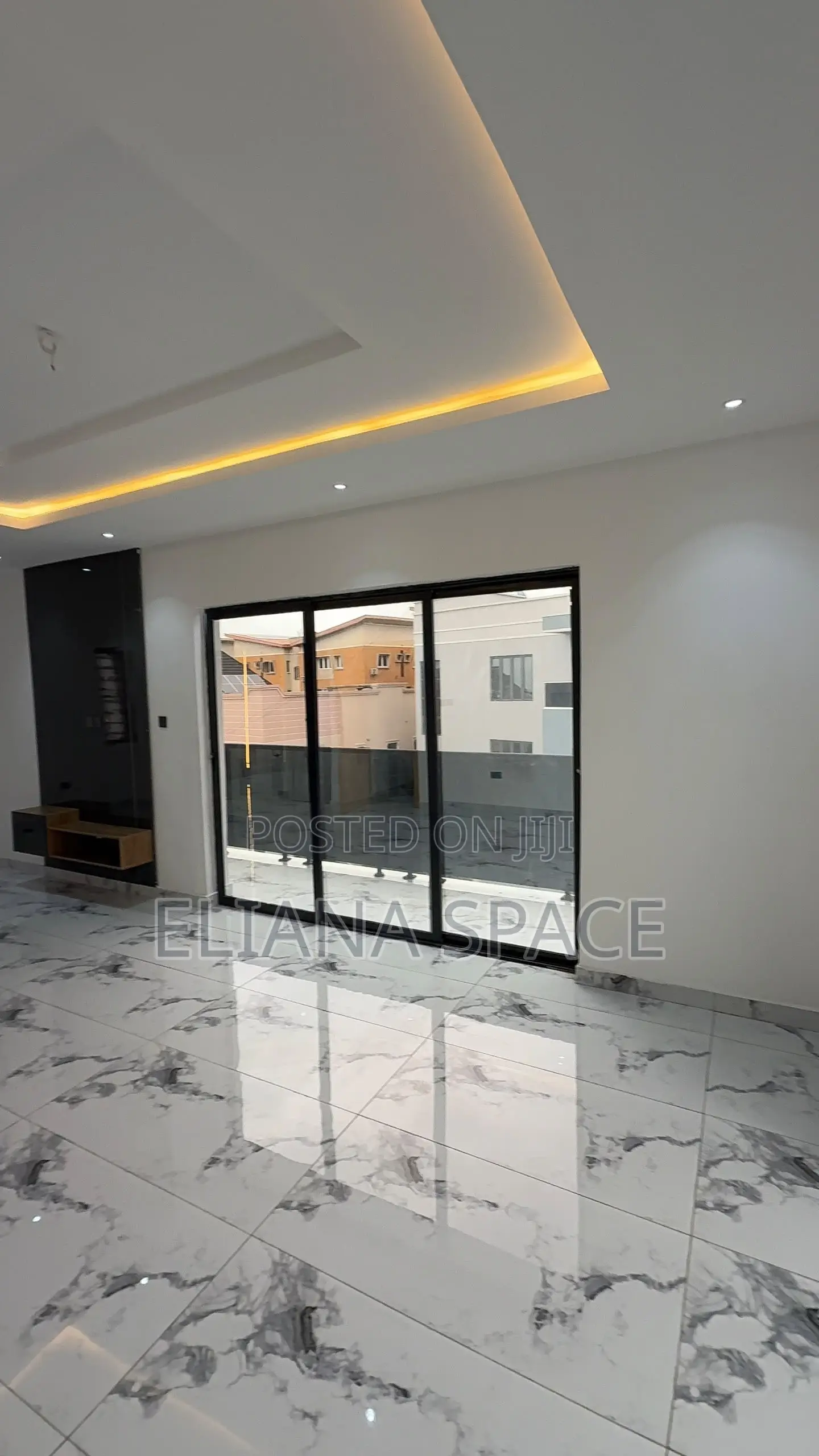 Furnished 5bdrm Duplex in Agege for sale