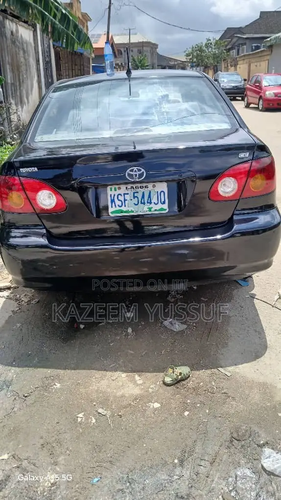 Toyota Corolla LE 2004 Black