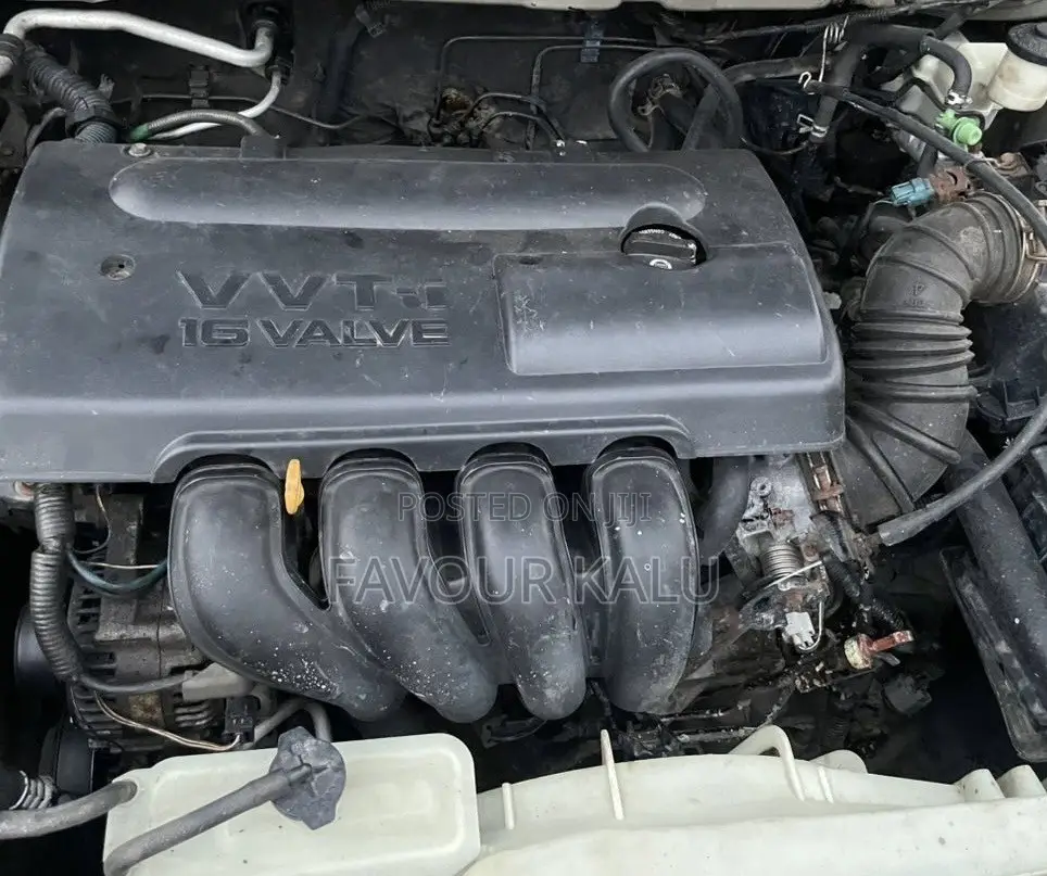 Toyota Corolla CE 2005 Gold