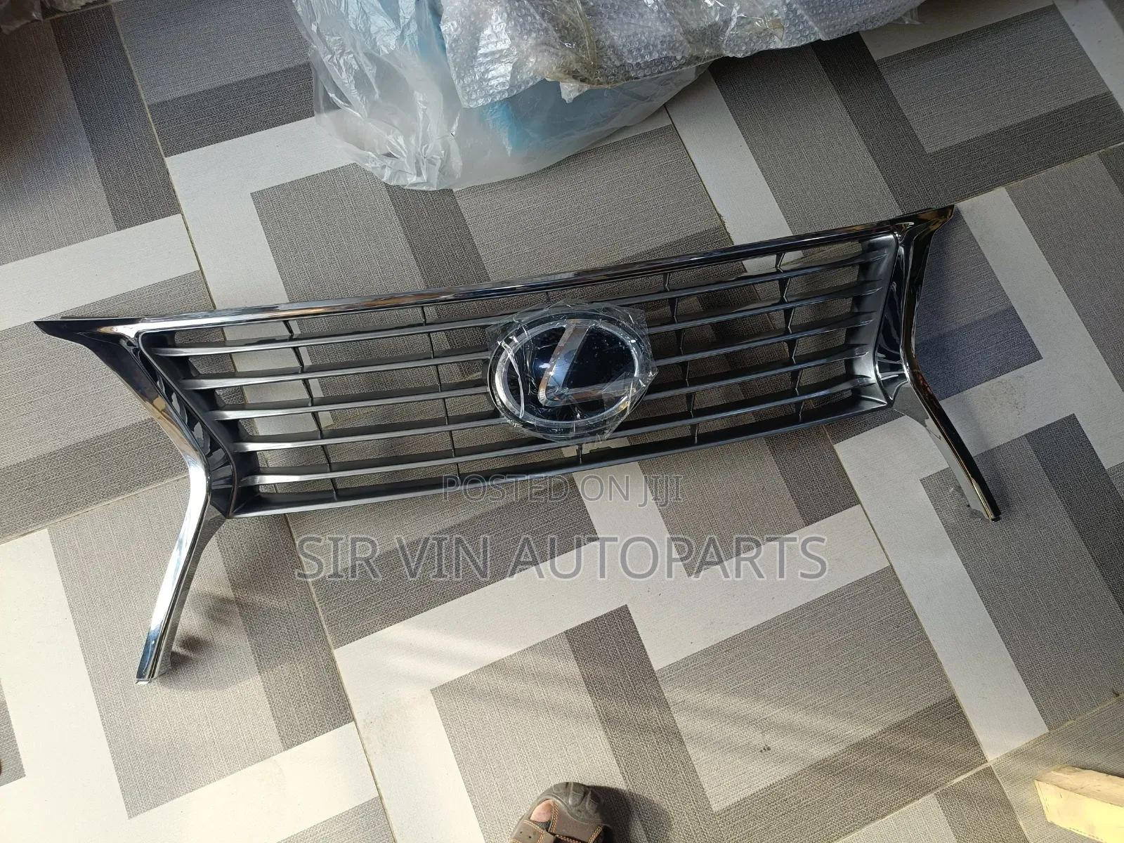 Front Grill RX 350 2013