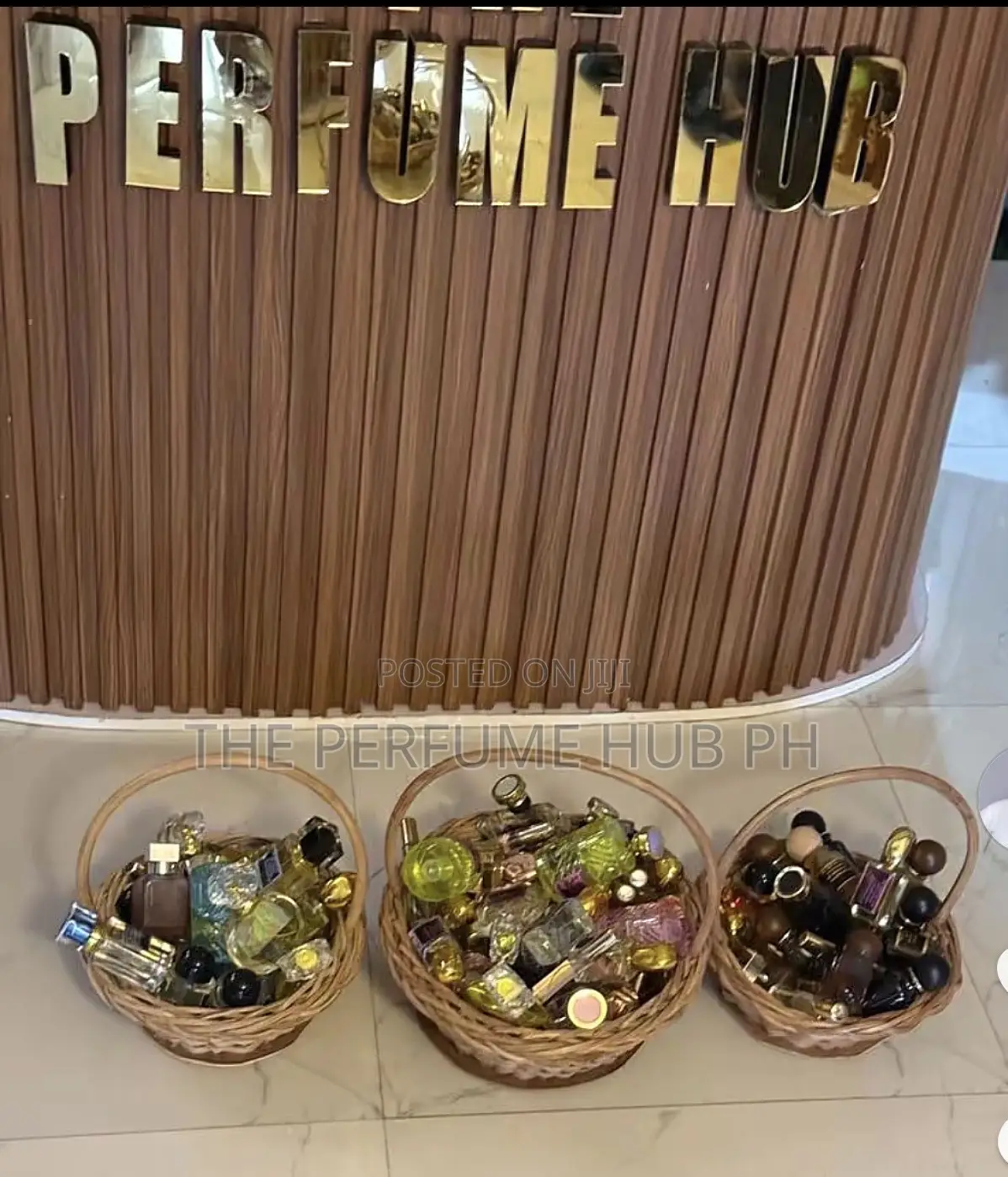 Perfume Oil Bar/ Perfume Oil Wholesale and Retail Deals