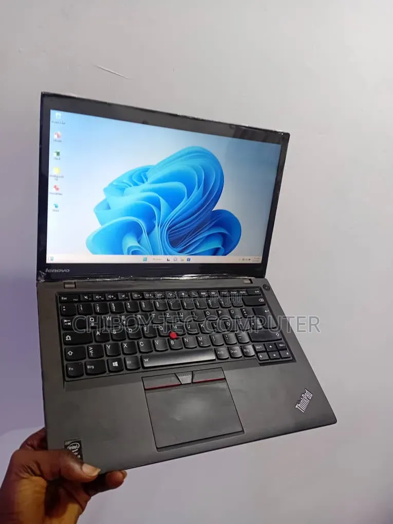 Laptop Lenovo ThinkPad T440s 8GB Intel Core i5 HDD+SSD 256GB