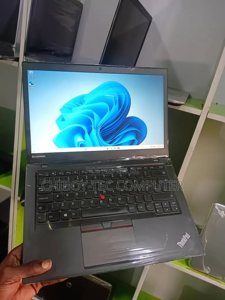 Laptop Lenovo ThinkPad T440s 8GB Intel Core i5 HDD+SSD 256GB