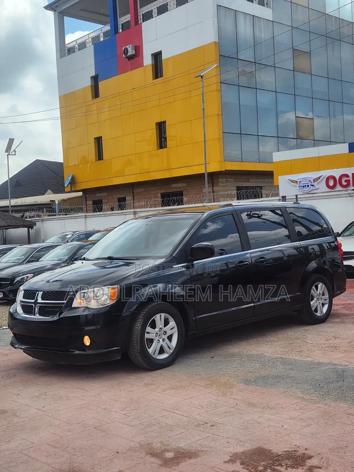 Dodge Caravan 2020 Black