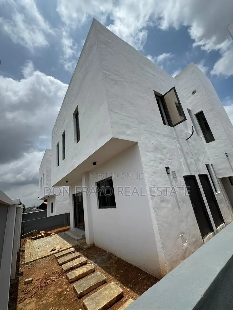 4bdrm Duplex in Rotimi Williams for sale