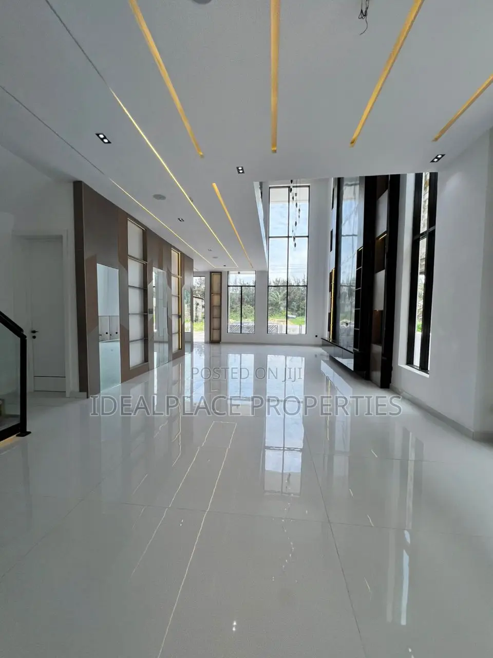 5bdrm Duplex in Ajah for sale