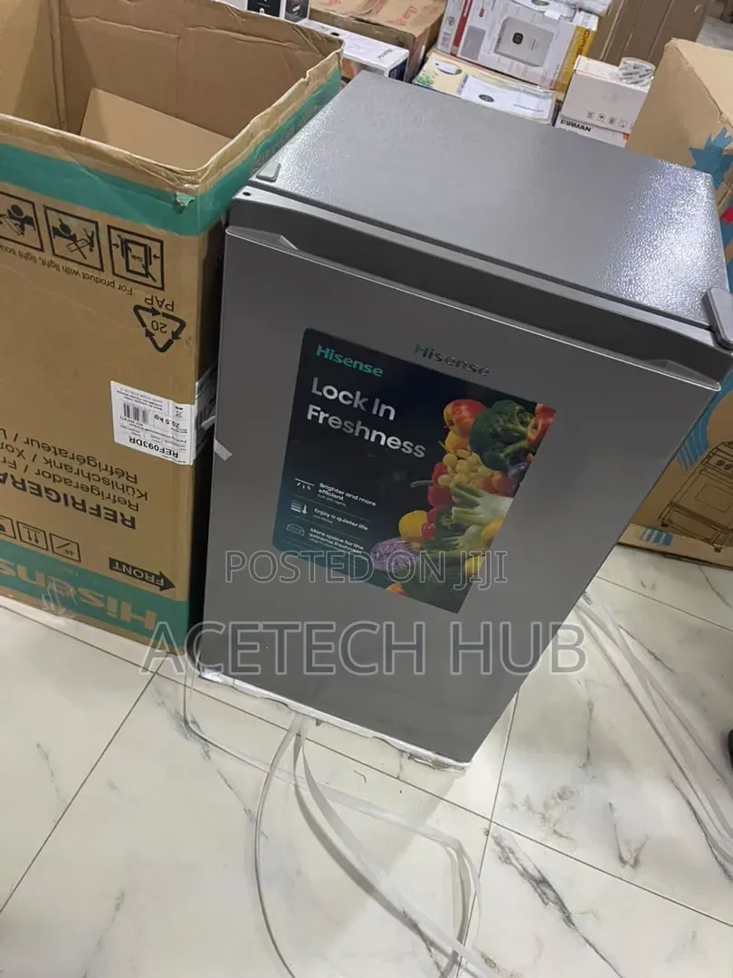 Hisense REF093DR 93L Refrigerator – Compact & Stylish