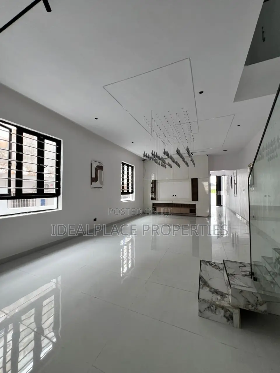 5bdrm Duplex in Ajah for sale