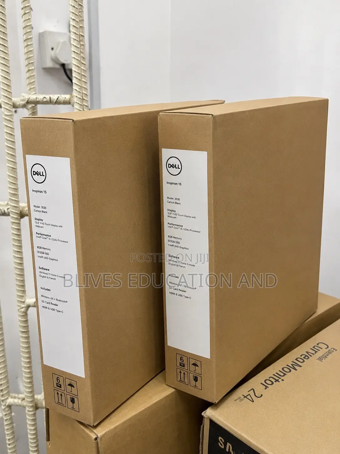 New Laptop Dell Inspiron 15 8GB Intel Core i5 SSD 512GB