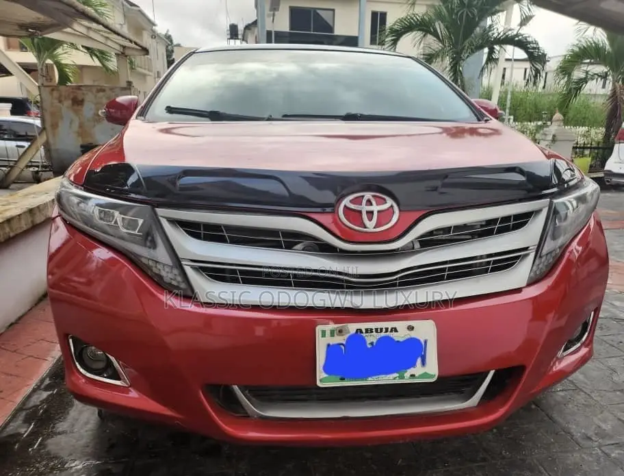 Toyota Venza AWD 2010 Red