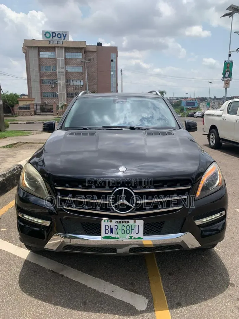 Mercedes-Benz M Class ML350 4MATIC 4dr SUV AWD (3.5L 6cyl 7A) 2015