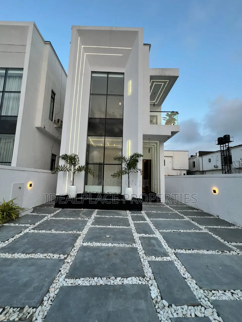 5bdrm Duplex in Ajah for sale