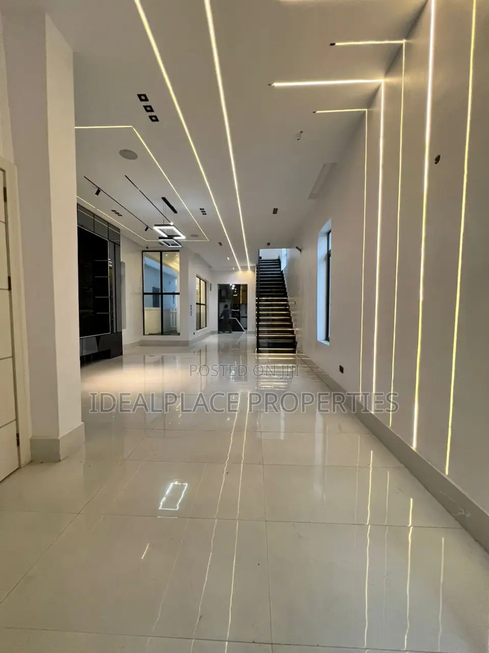 5bdrm Duplex in Ajah for sale