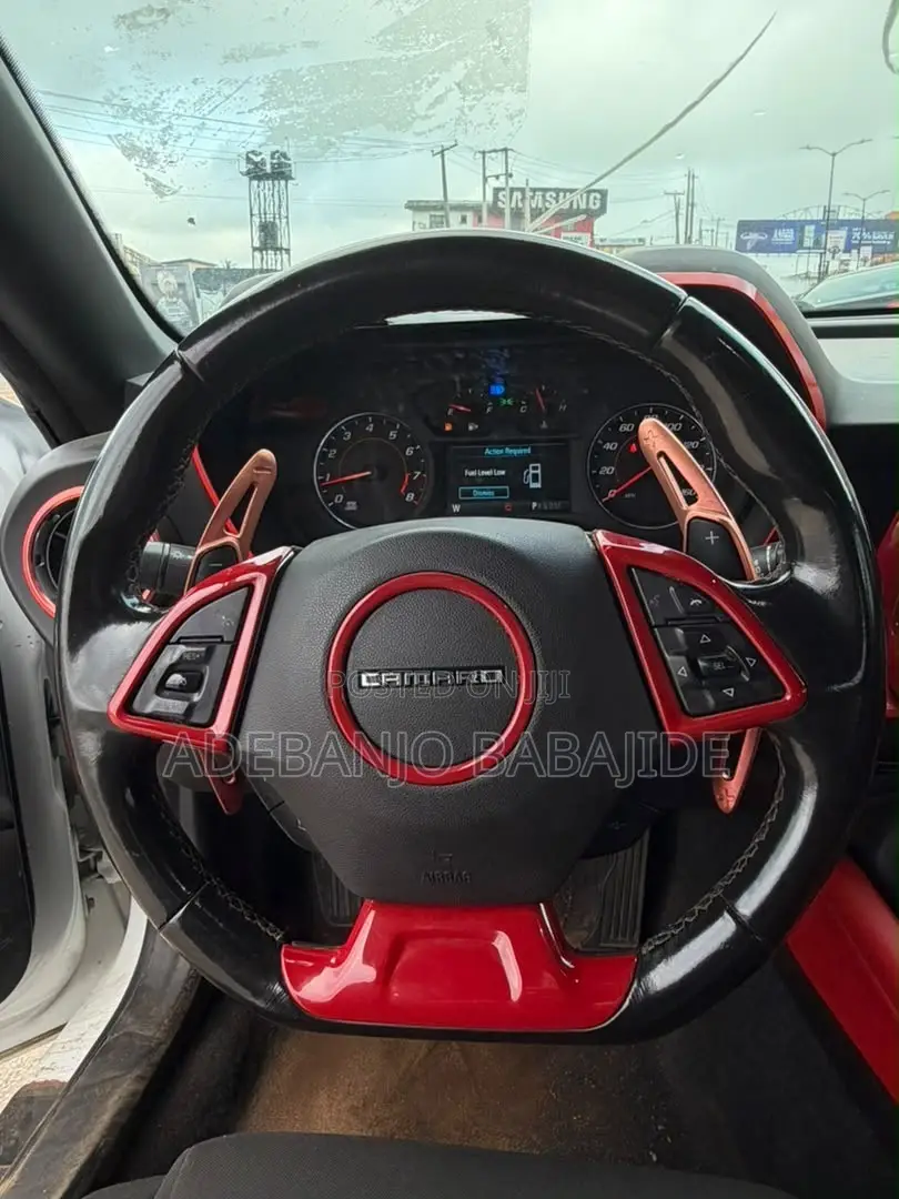 Chevrolet Camaro 2018 White