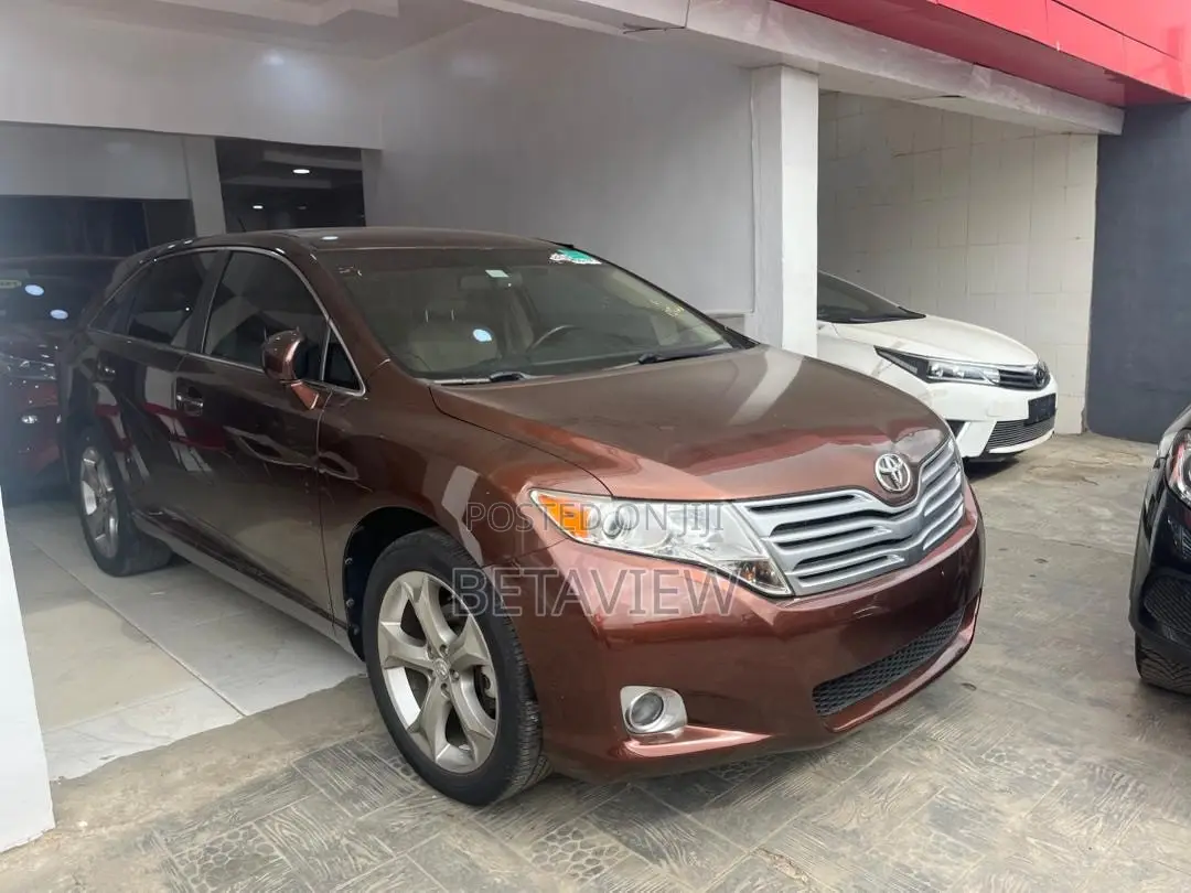 Toyota Venza V6 2010 Brown