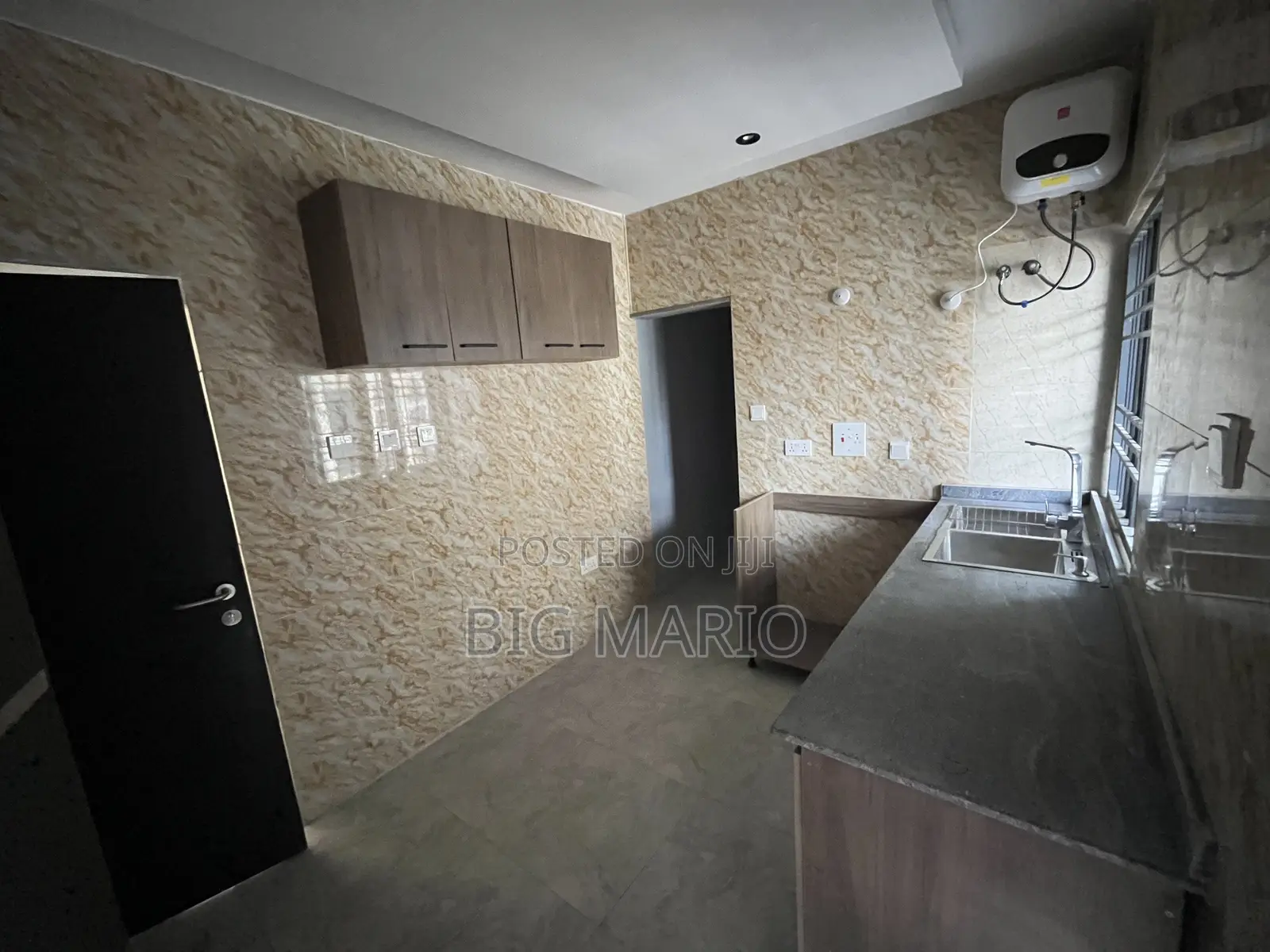 2bdrm Block of Flats in Sunrise Boulevard, Asokoro for rent