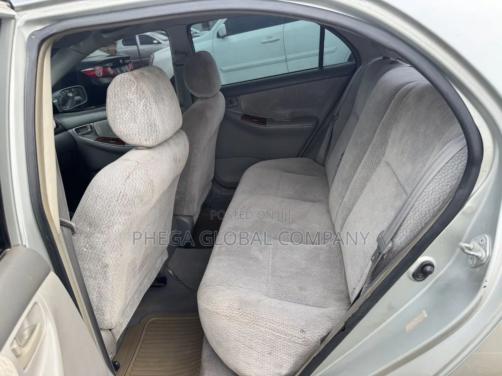 Toyota Corolla 2004 Silver